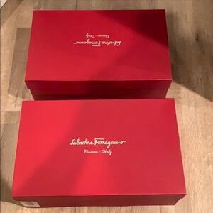 🎉Last deal🎉Salvatore Ferragamo shoe Box